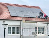 SOLARANLAGE AM SATTELDACH